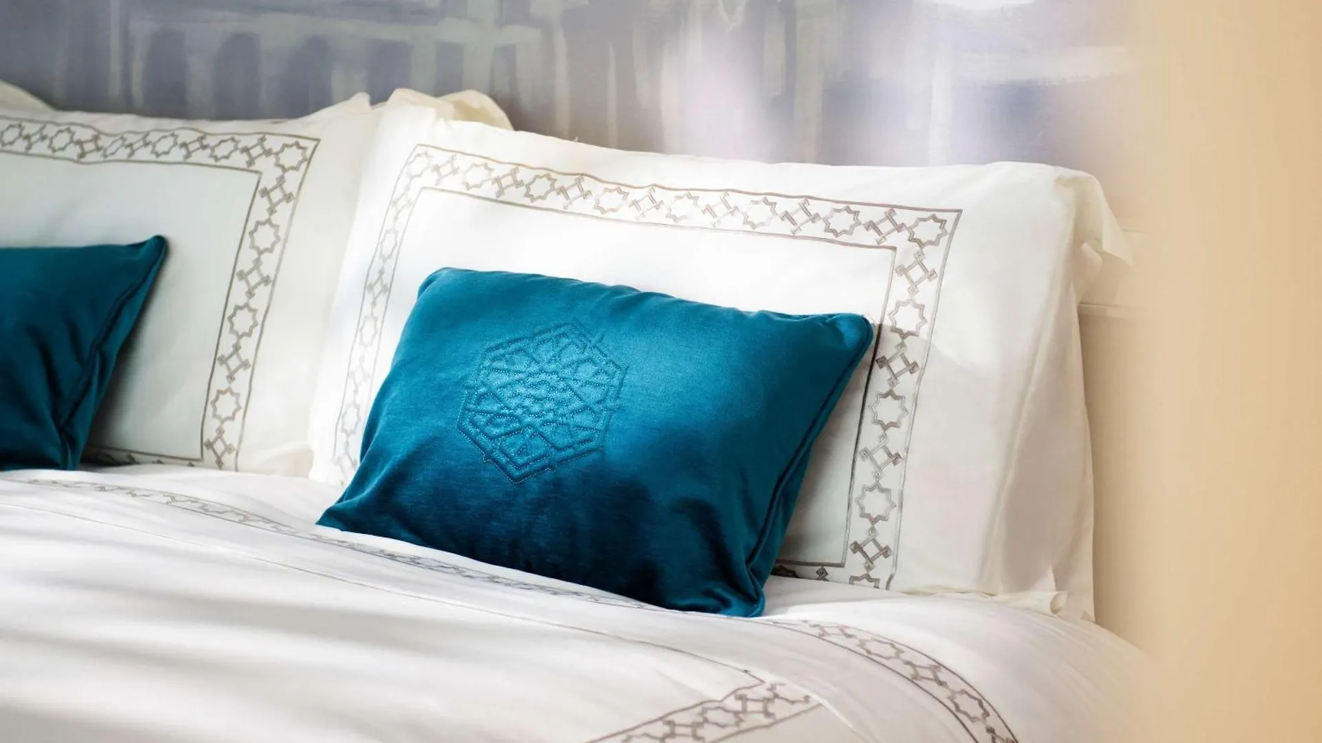 Hotel Raffles Istanbul 5*,