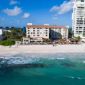 https://club-med-cancun.quintano-roohotels.com